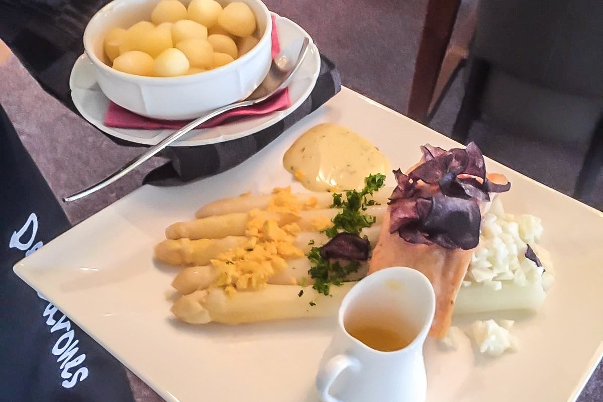 Aspergemenu bij De Barones in Dalfsen